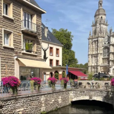 L'icône Du Cinéma - Cosy - Gare - Centre-ville - Wifi Appartement *